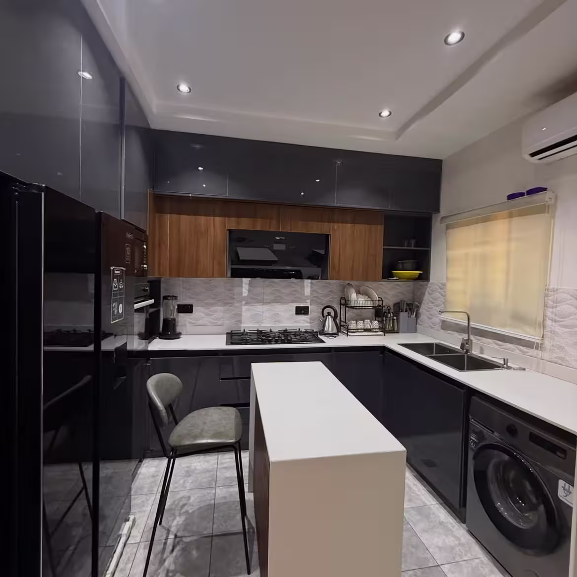 For SaleFurnished 4 Bedroom Terrace Duplex1 Room BqLocation Katampe Extension (1)
