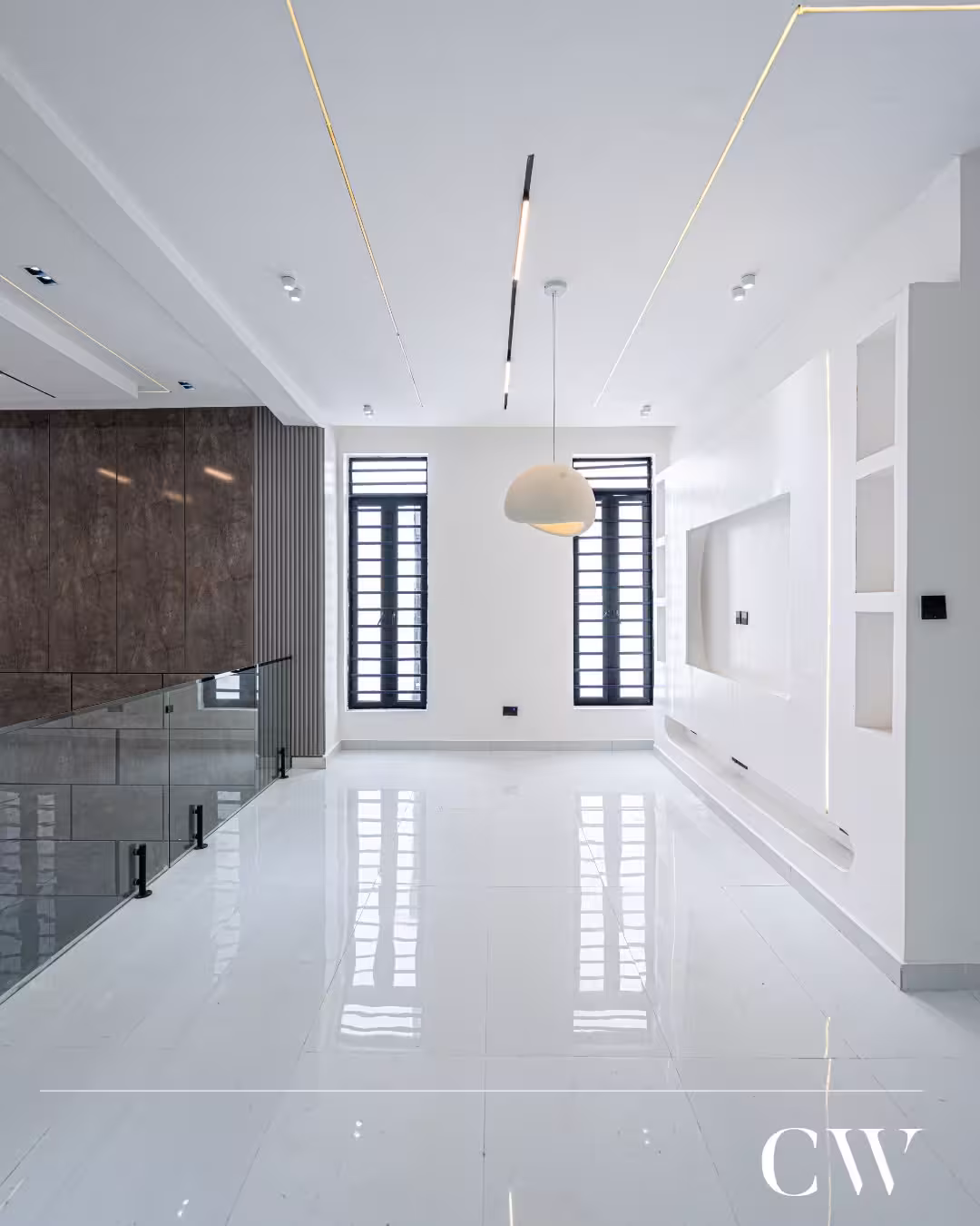 NEW LISTING 5 Bedroom Detached For Sale Lekki Phase 1)