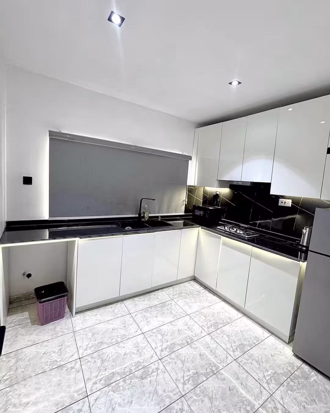COZY 1 BEDROOM APARTMENT AVAILABLE FOR SHORTLETLOCATION JABI,ABUJAPRICE 130k
