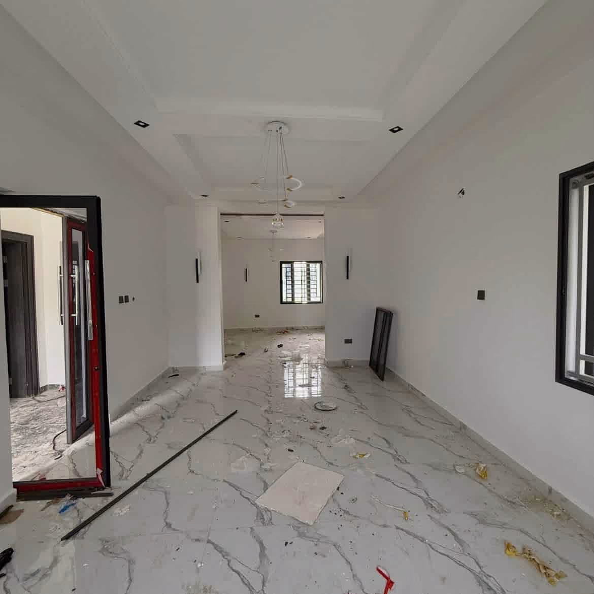 4-Bed Terrace Duplex in Lifecamp: Sophisticated Urban Living