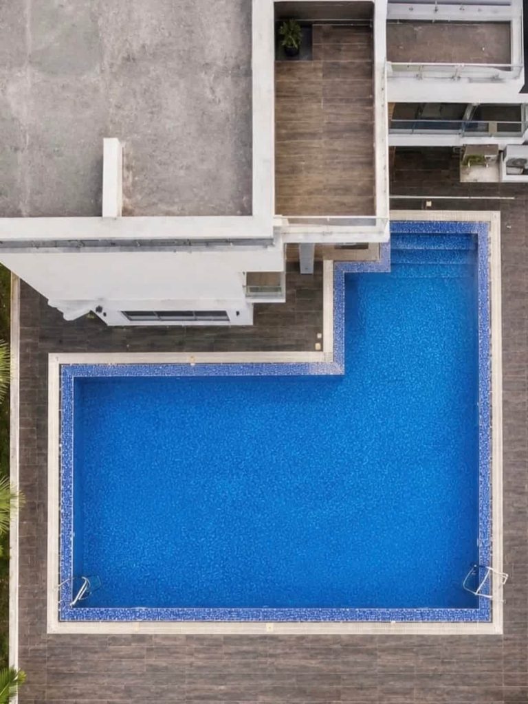 Luxury 6 Bed Detached House Banana Island for Sale