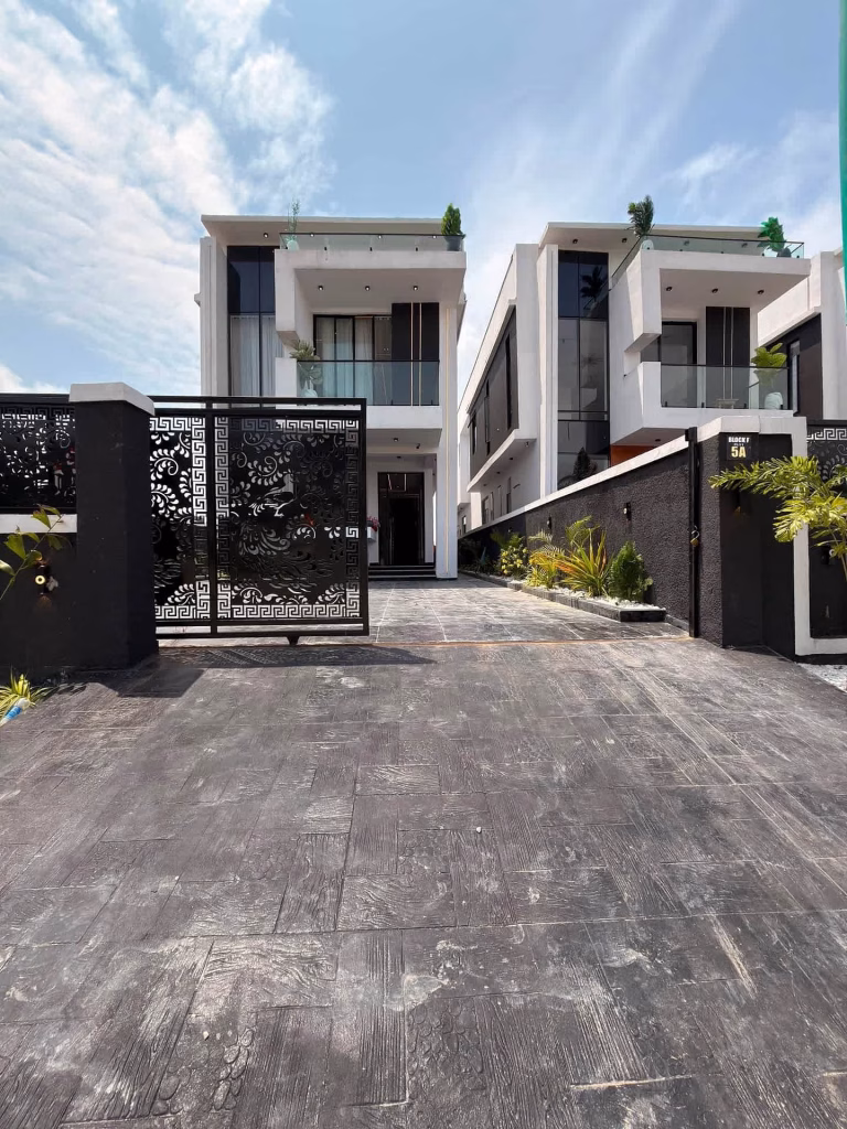 Modern 4-Bed Terrace Duplex in Lekki Lagos for Sale