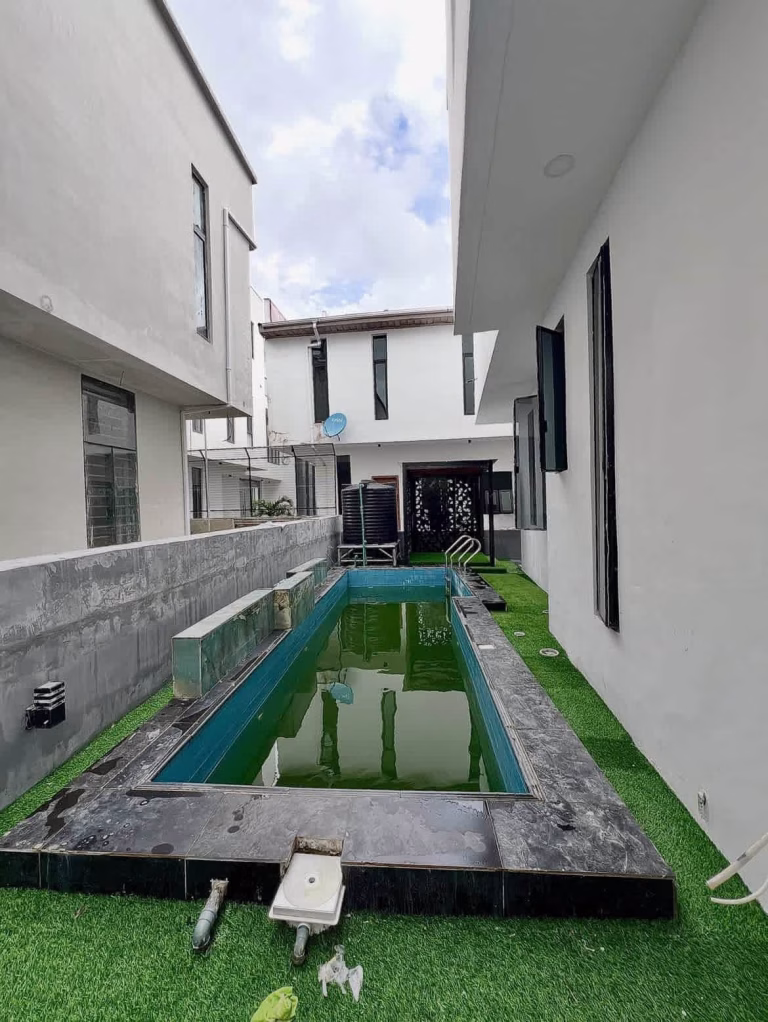 5 Bedroom Detached Duplex in Ikate: Elite Luxury & Lifestyle