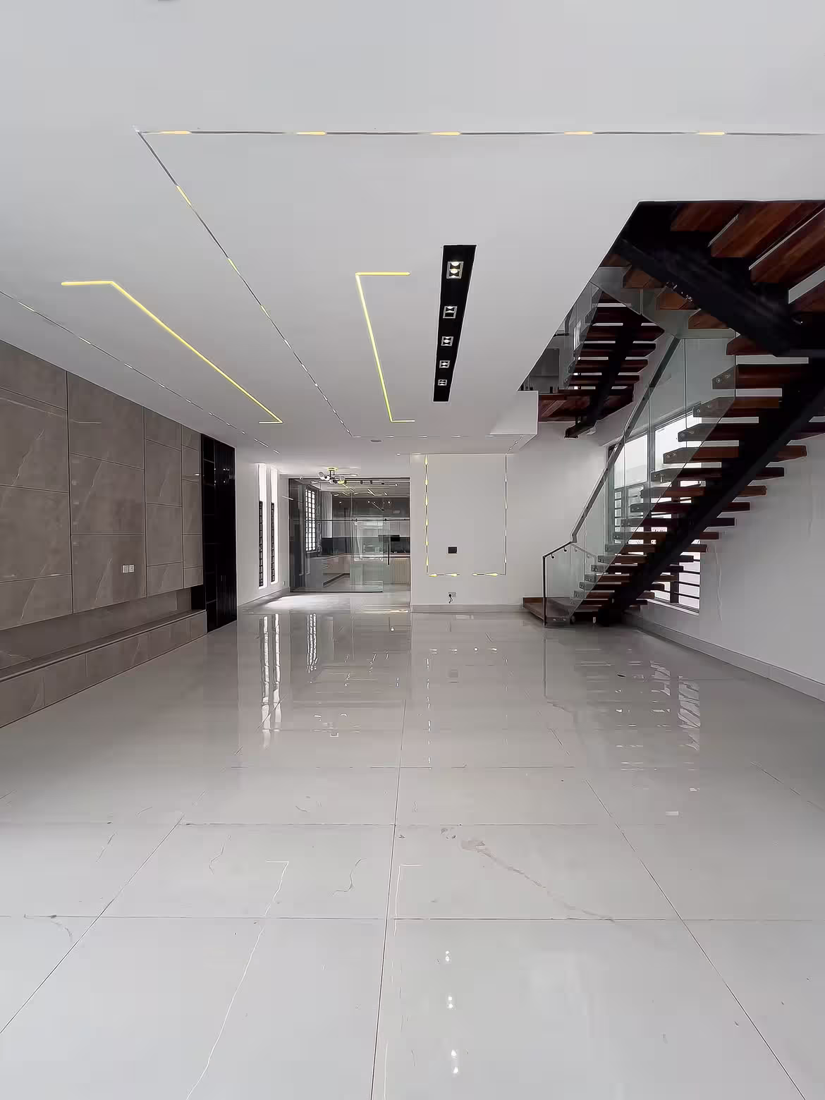 All Listings 5 Bed Duplex with Pool Cinema and Gym in Chevron Lekki for Sale