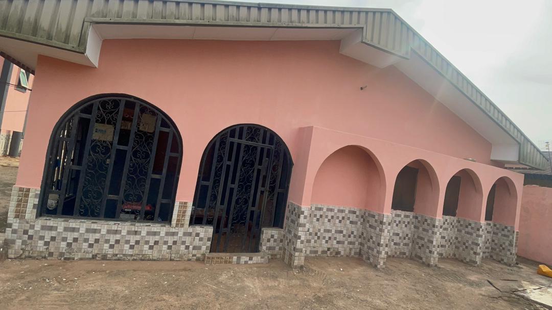 Single Location 5 Block of Flats for Sale in Isihor Benin City Edo