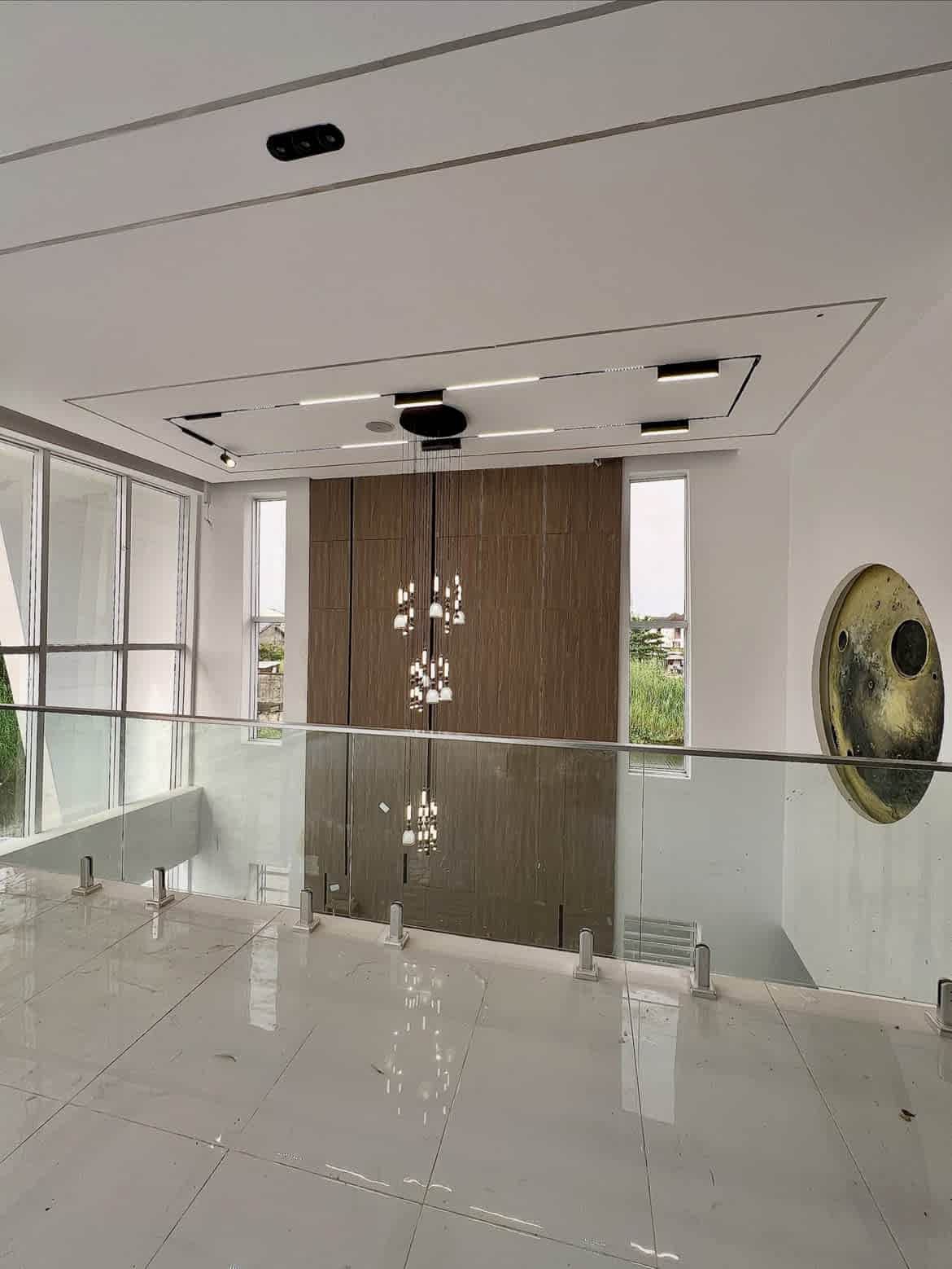 Single Tag Fully Automated 5 Bedroom Detached Home with Pool & Cinema in Chevron, Lekki