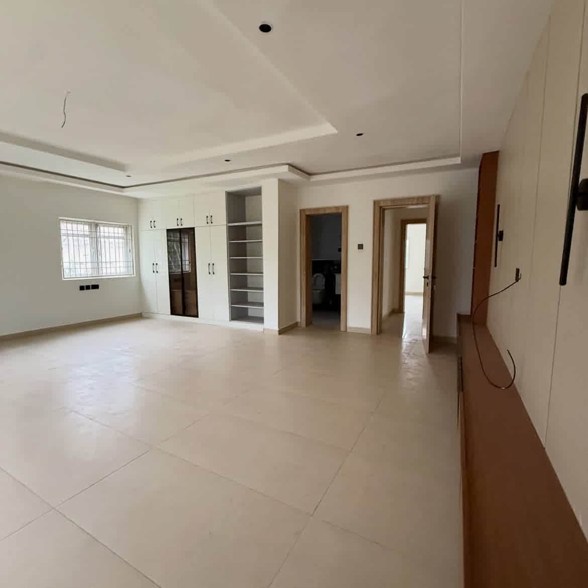 Single Tag luxury 6 bedroom fully detached duplex with glass house gazebo in galadimawa, abuja