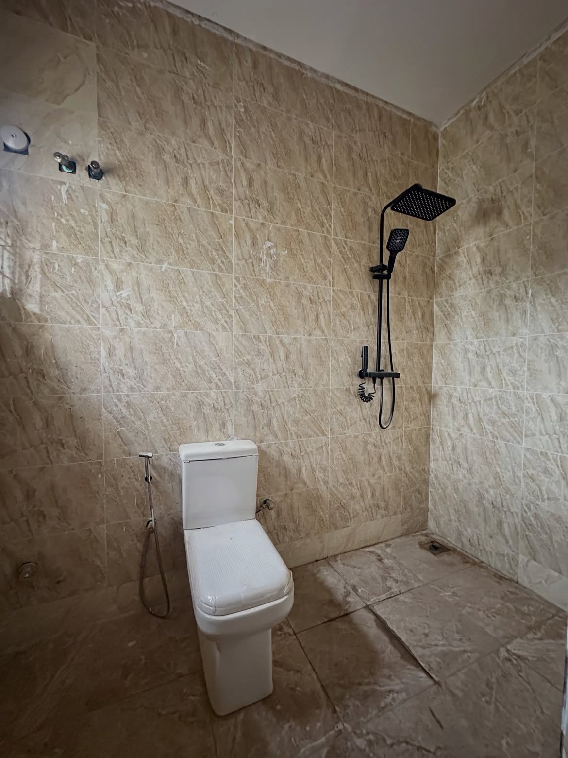 All Listings new & spacious 4 bedroom terrace duplex with bq in apo resettlement, abuja