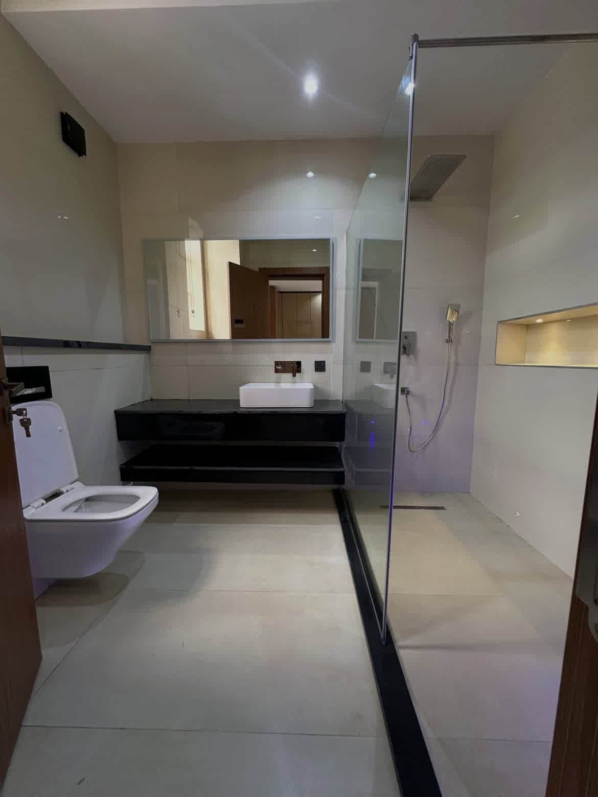 ultra luxury 6 bedroom detached duplex with elevator & gym in mabushi, abuja