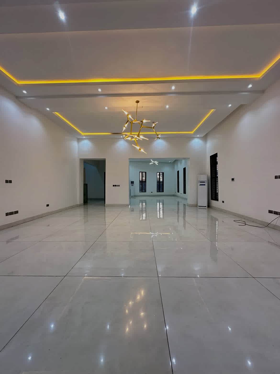 ultra luxury 9 bedroom fully detached mansion in guzape, abuja