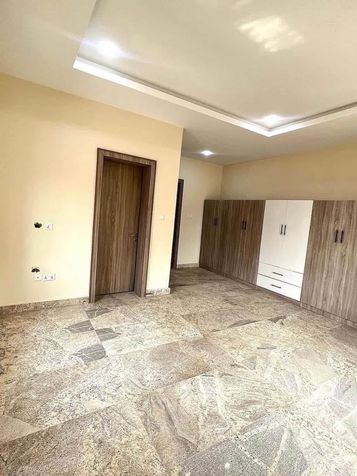brand new 3 bedroom apartment with bq in lifecamp, abuja