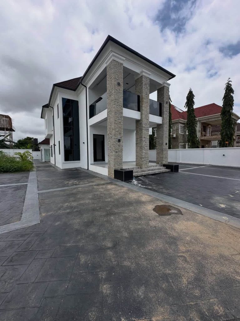 brand new 4 bedroom fully detached duplex with pool & gym in lokogoma, abuja
