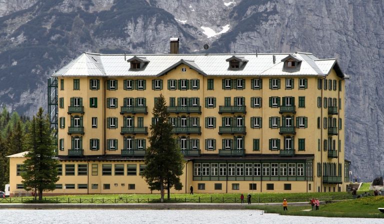 Hotel Alpina