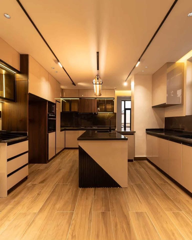 Fully Automated 5-Bedroom Contemporary Duplex in Apo Resettlement, Abuja